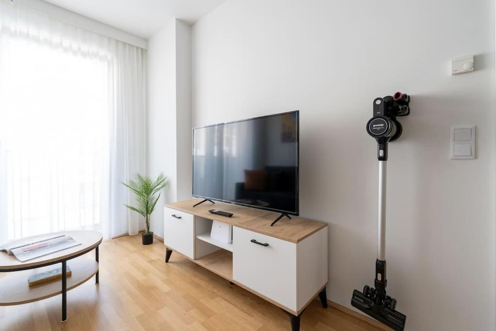 Urban 1Br Retreat, Easy City Link By Hm Вена Экстерьер фото